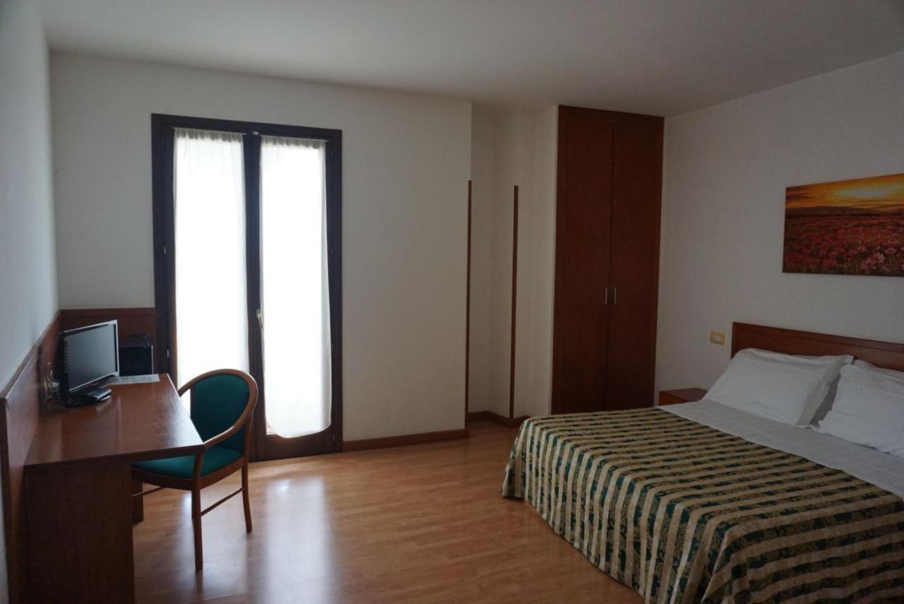 Hotel Nicolaj بولينيانو آ ماري المظهر الخارجي الصورة